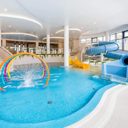 Polanki Aqua Industrial Nielimitowany Dostep Do Basenow - Saun - Miejsce Postojowe Free